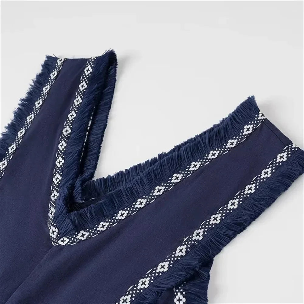 Summer New Product: Casual Women's Fashion V-neck Sleeveless Waist Collection with Tassel Decoration Dress